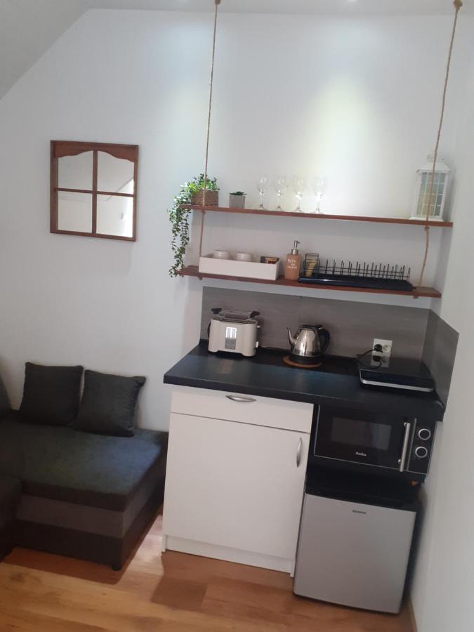 Beskidzka 25a *